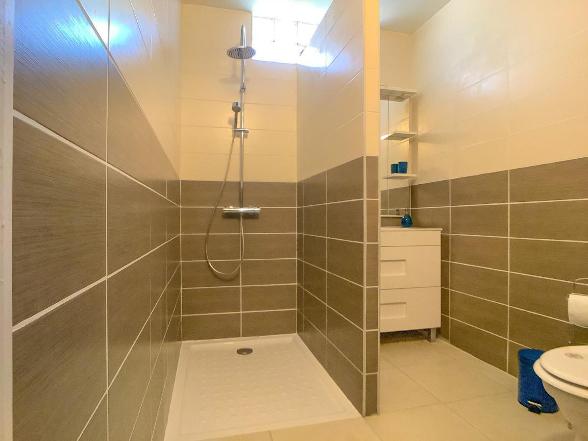 Maison De Village Atypique 8-10 Pers Holiday home