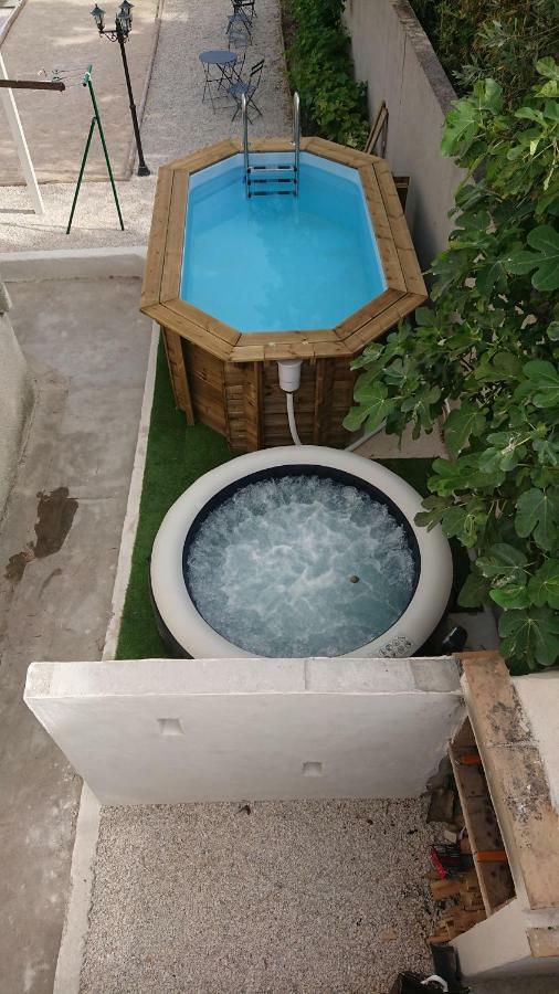 Maison De Village Atypique 8-10 Pers Holiday home