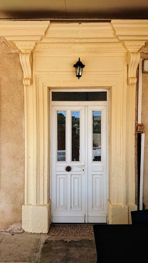 Maison De Village Atypique 8-10 Pers Holiday home